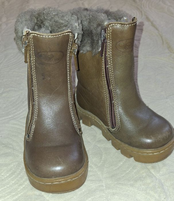 Продам зимние ботинки