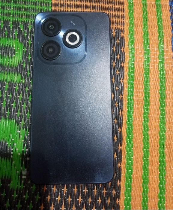 Infinix Smart 8. 4/64 GB Holati yaxshi