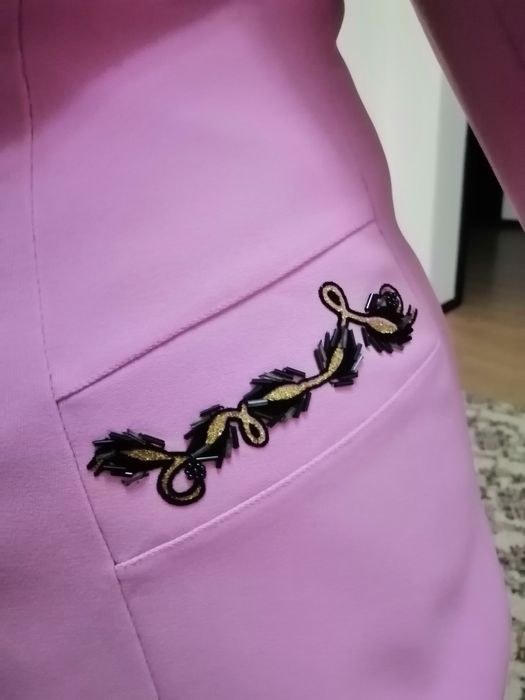 Женский костюм продам