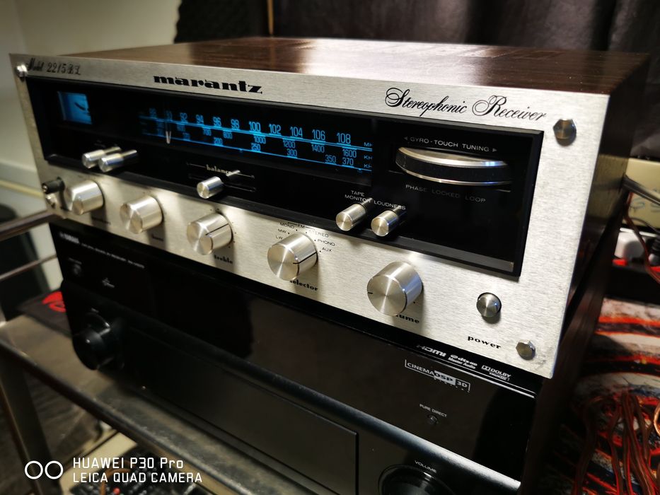 Amplituner, amplificator Marantz 2215 BL.