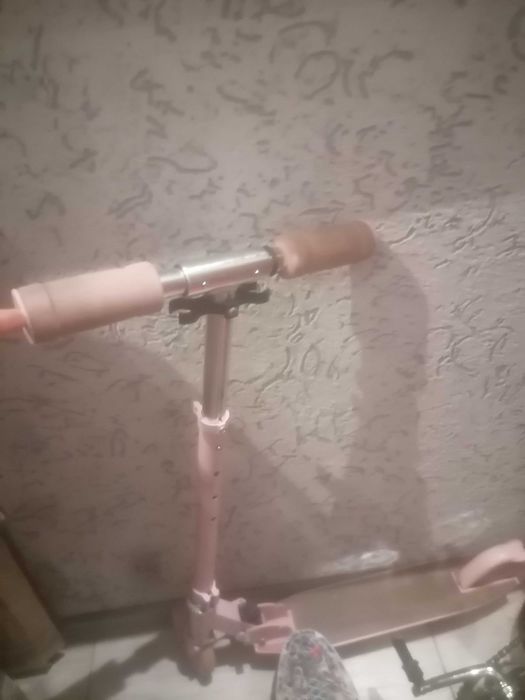 Самокат девчащий