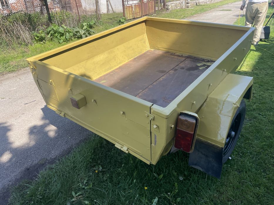 Ремарке за лек автомобил