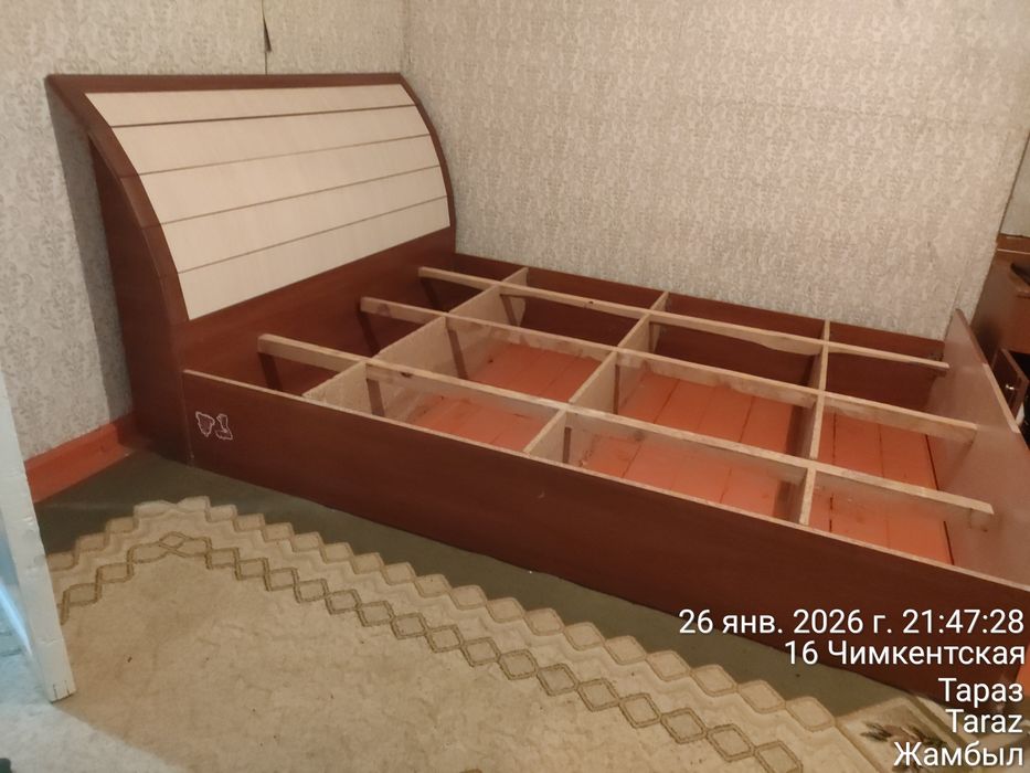 Отдам даром кровать