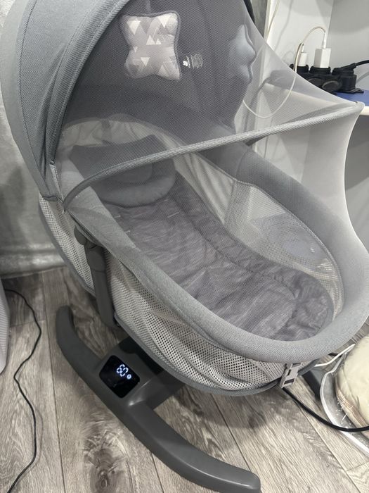 Продам электро шезлонг в отличном состояний