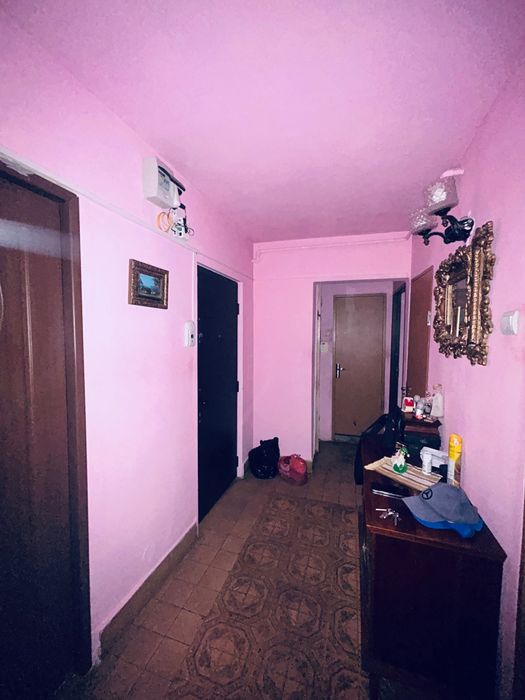 Vând apartament 3 camere p