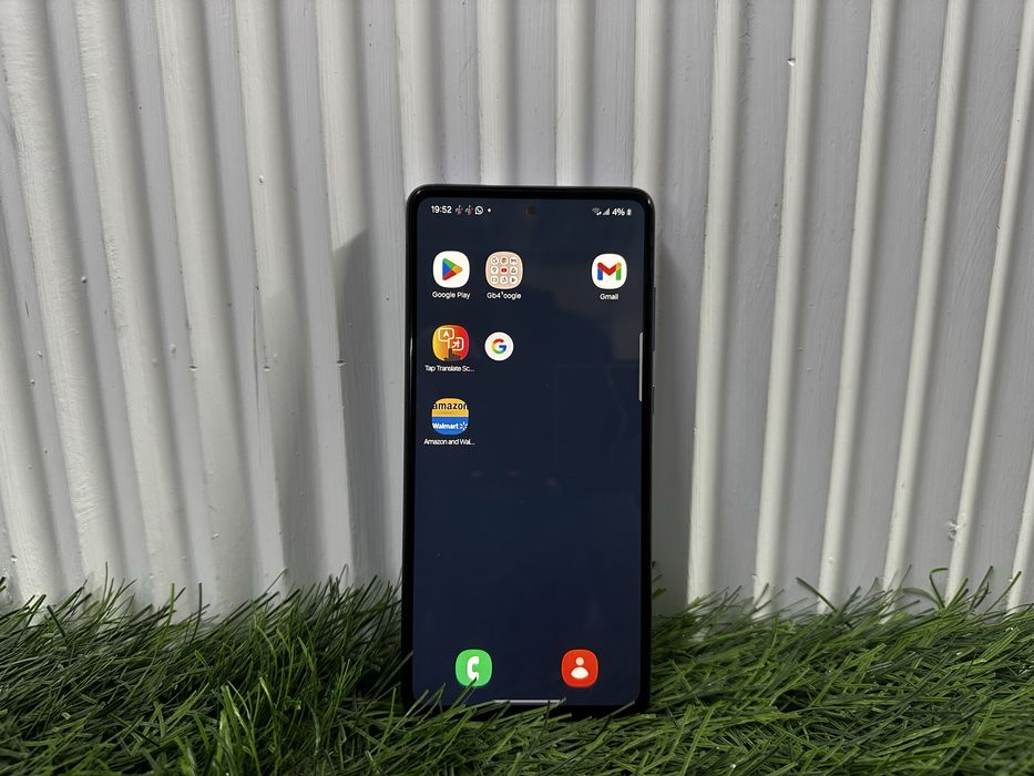 Телефон Samsung A72 128