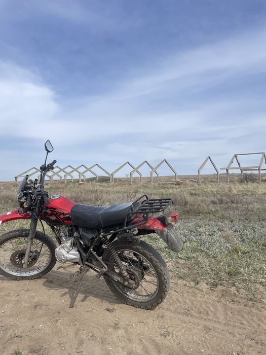 Продам эндуро мотоцикл 150 куб