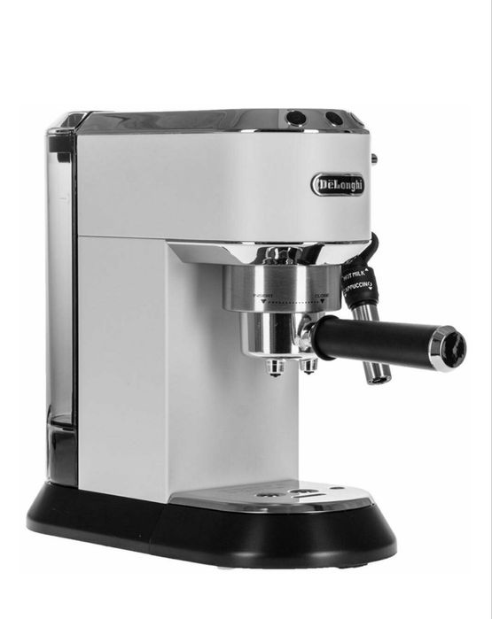Кофеварка рожкового типа DeLonghi EC685.W