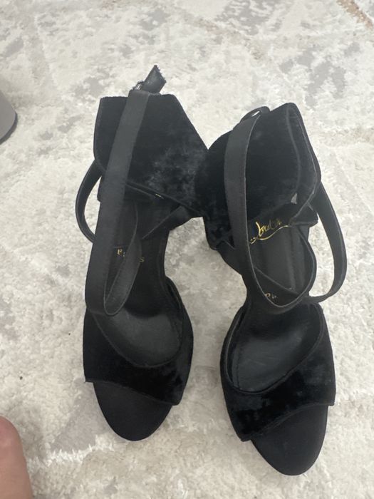 Продам новый туфли