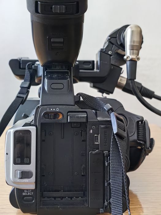 Sony PMW 200 camcorder