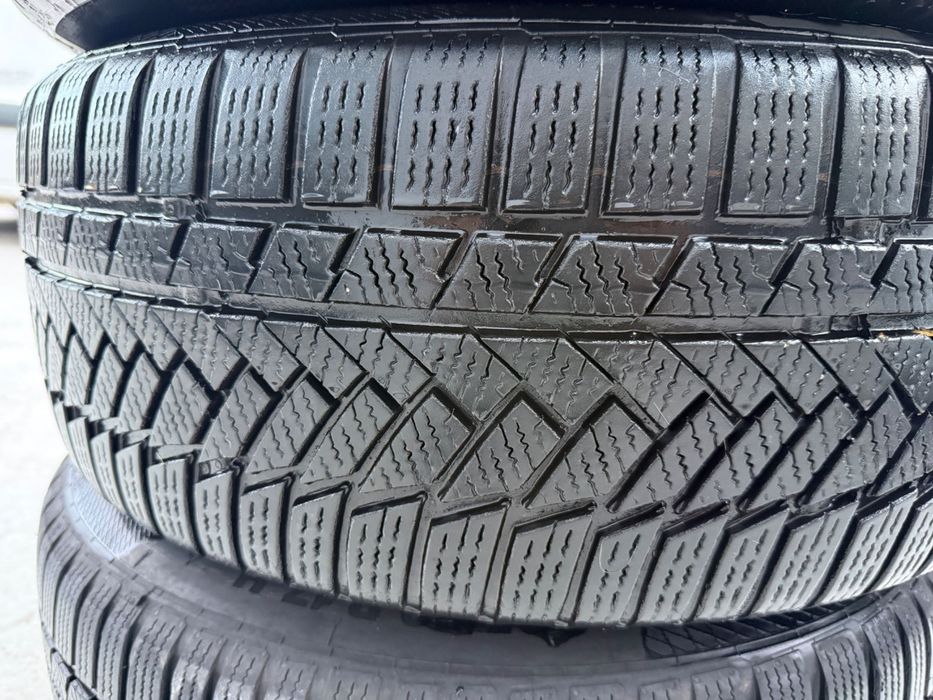 Оригинални джанти със зимни гуми 225/50/17 за AUDI