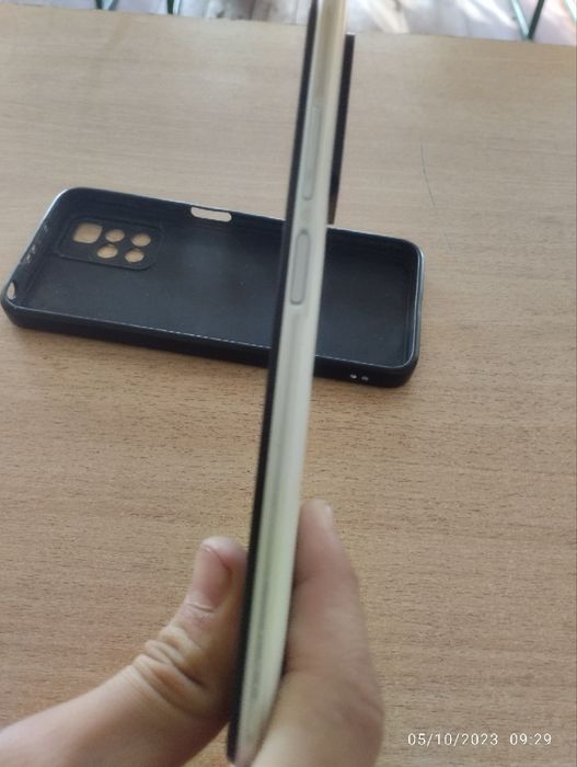 Redmi note 11 sotiladi