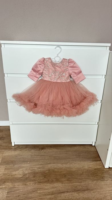 Rochita botez eveniment roz alb