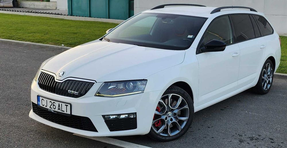 Skoda Octavia VRS 201Skoda Octavia VRS 2015
Skoda Octavia VRS 2015