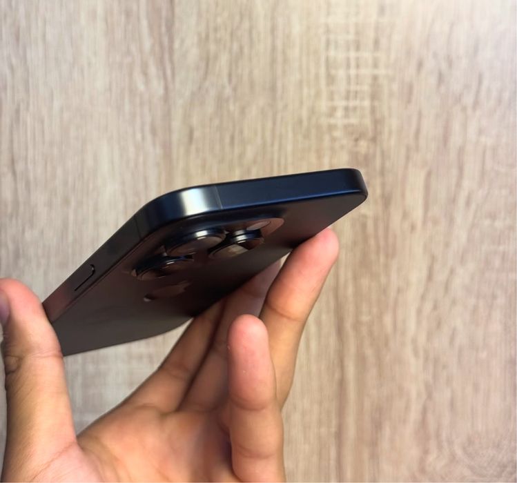 iPhone 15 PRO  • 97% Battery • 128 GB