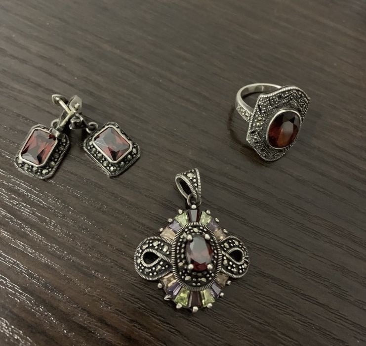 Серебряный комплект