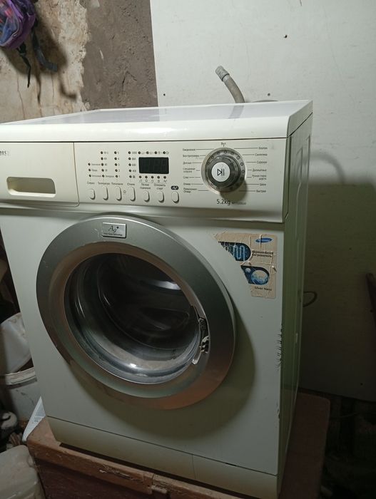 Samsung стиральная машинка 5.2 кг