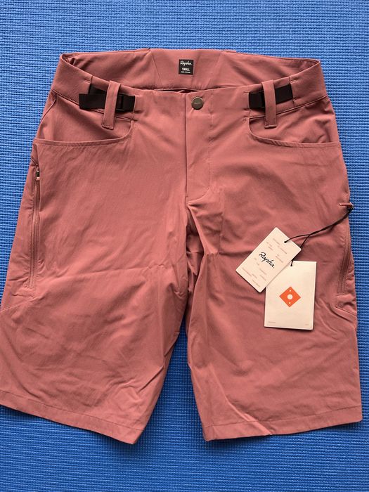 RAPHA : Mens Trail Shorts - НОВИ S / Оригинал