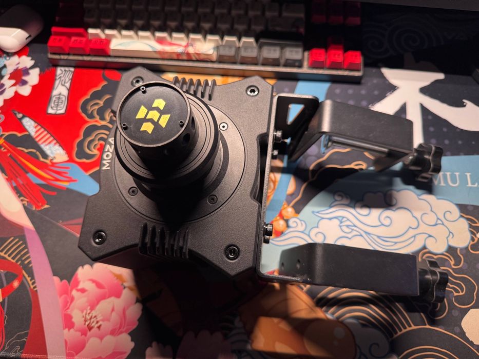Игровой руль Moza R5