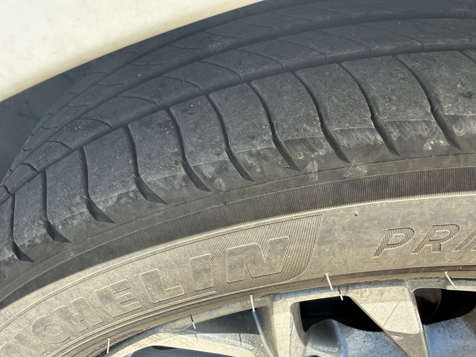 Michelin 215/55/17