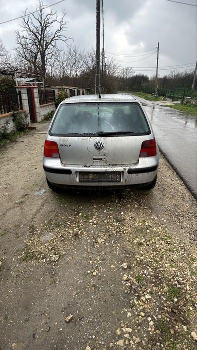 Голф 4 Golf 4  1.4 75 кс На части