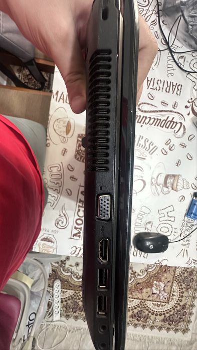 Ноутбук продам Asus