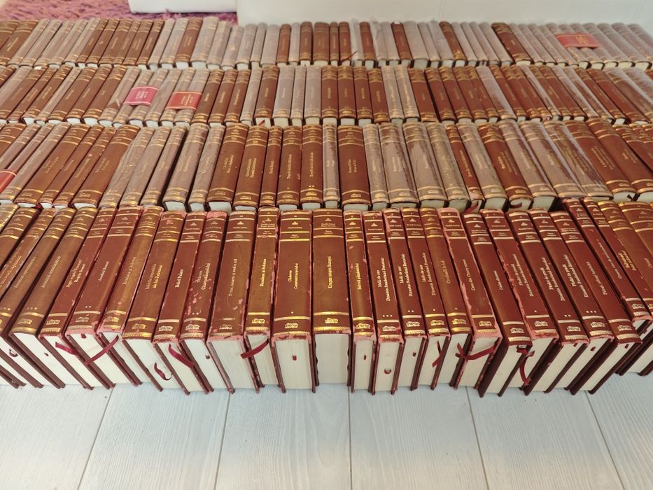Set Colecția Adevărul de lux, 199 volume,foarte buna,Tipla