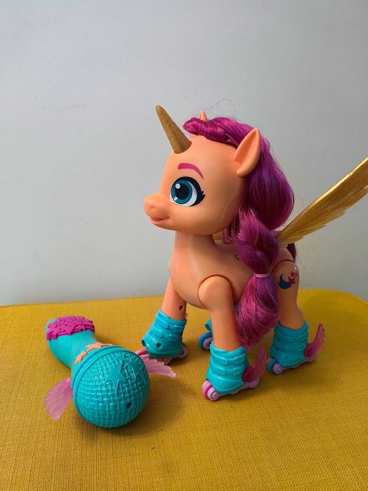 Figurină interactivă My Little Pony - Sing and skate, Sunny