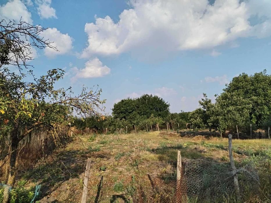 Парцел в Малина.