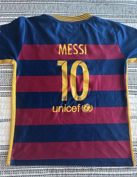 Tricou Barcelona cu Messi + pantaloni