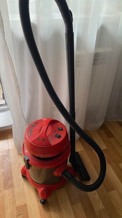 Плесос fantom красный