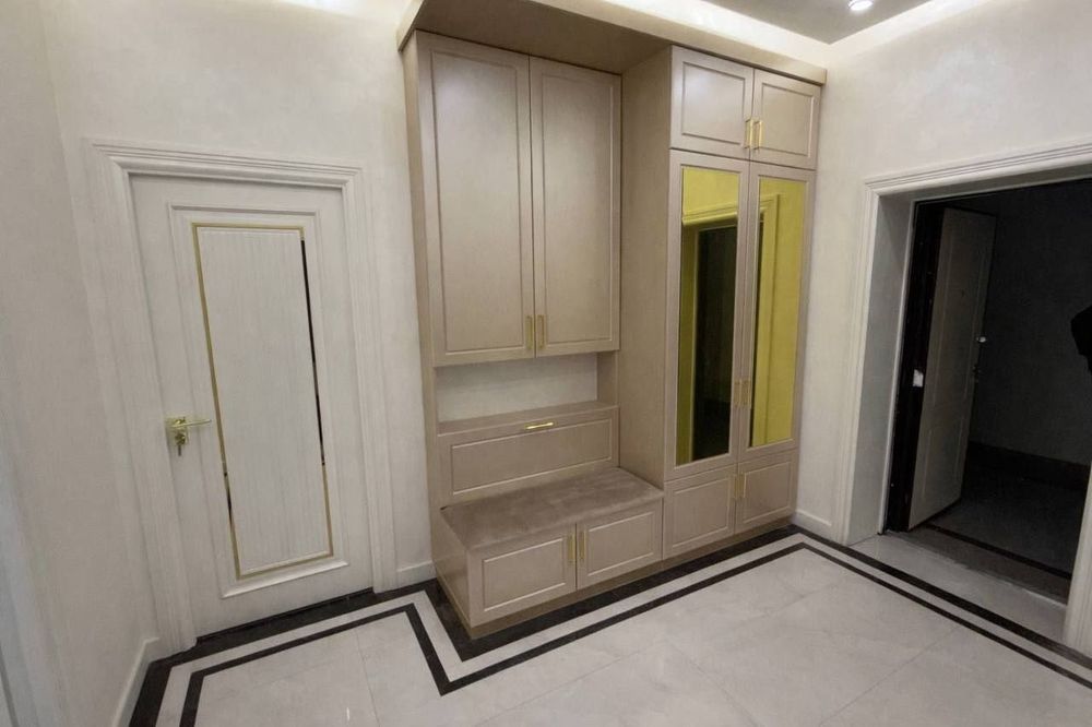 Мухташам Продается 2 комнатная квартира ремонт метро Минор Алайский