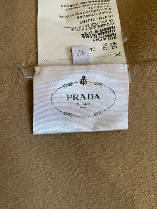 Prada пальто оригинал
