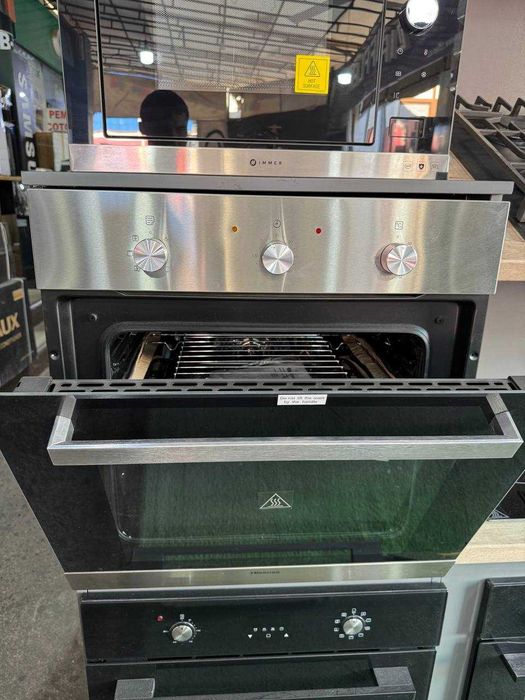 Духовой шкаф Hisense HB060203 встраиваемый 61 л