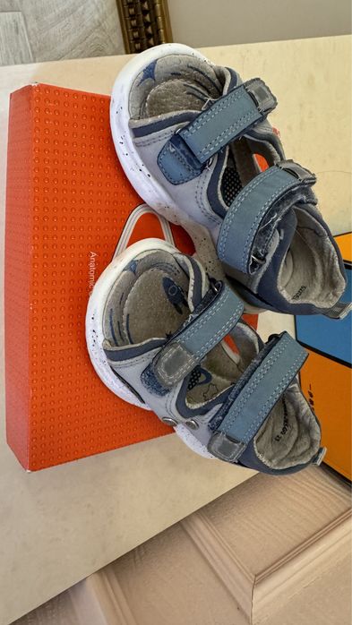 Обувь , сандалики