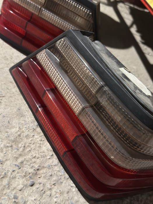 Фары 124 малина оригинал задние