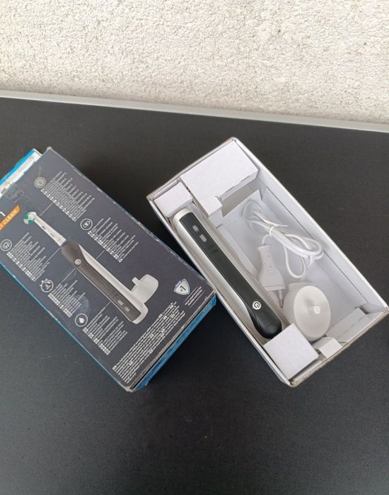 Periuta de dinti oral b pro 1