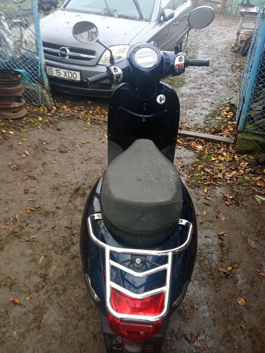 Vând scuter electric Wayscral