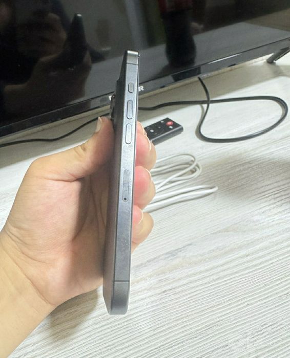 Iphone 15 pro sotiladi