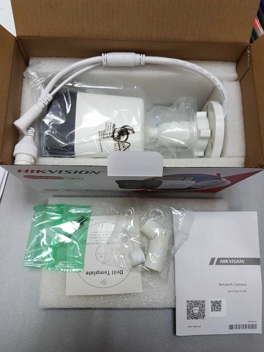 IP камера видеонаблюдения Hikvision DS‑2CD1023G2‑LIU охрана