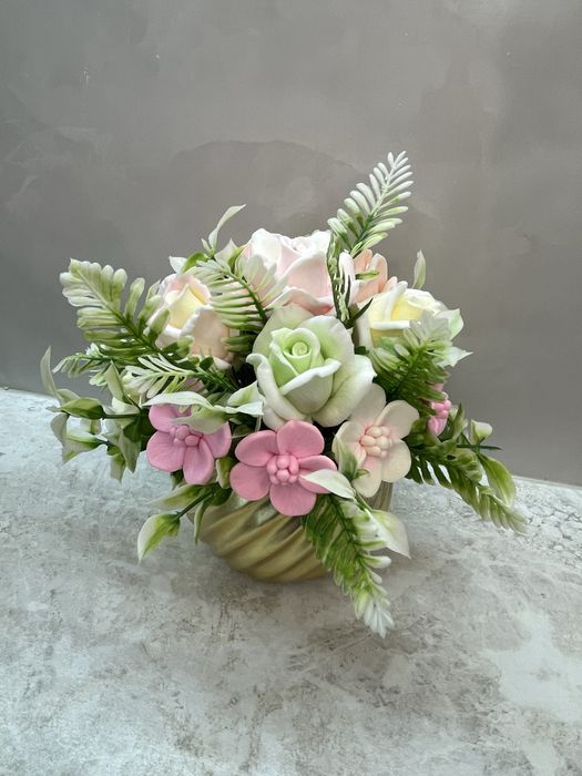 Sovunli va suniy gullar tayyorlari bor hidi bomba