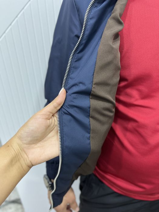 Продам новую куртку