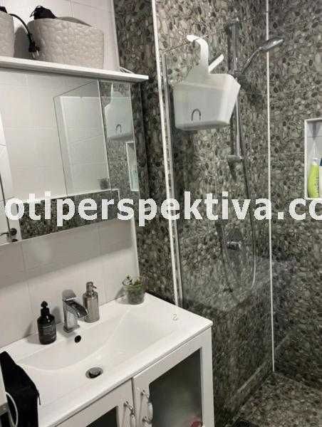 Продава се Многостаен апартамент в Пловдив, Христо Смирненски - 75 кв.м за 2000 €/кв.м - Снимка #9