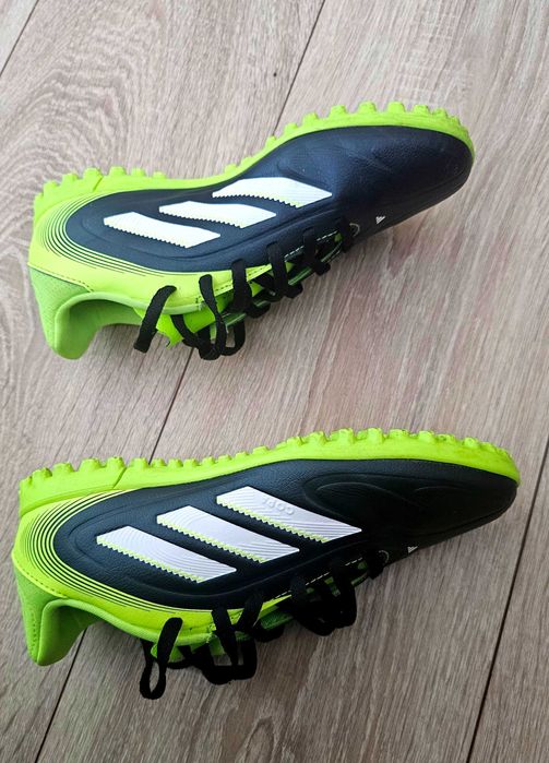 Pantofi copii fotbal