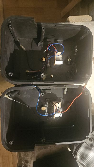 Jbl control one части