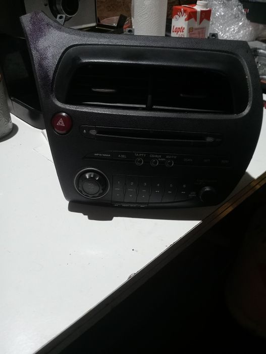 Cd player original honda civic 2009