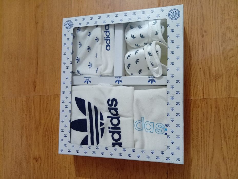 Seturi de bebeluși 0, 3 lunii