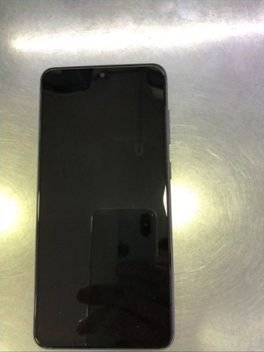 Samsung  S21+5G sotiladi