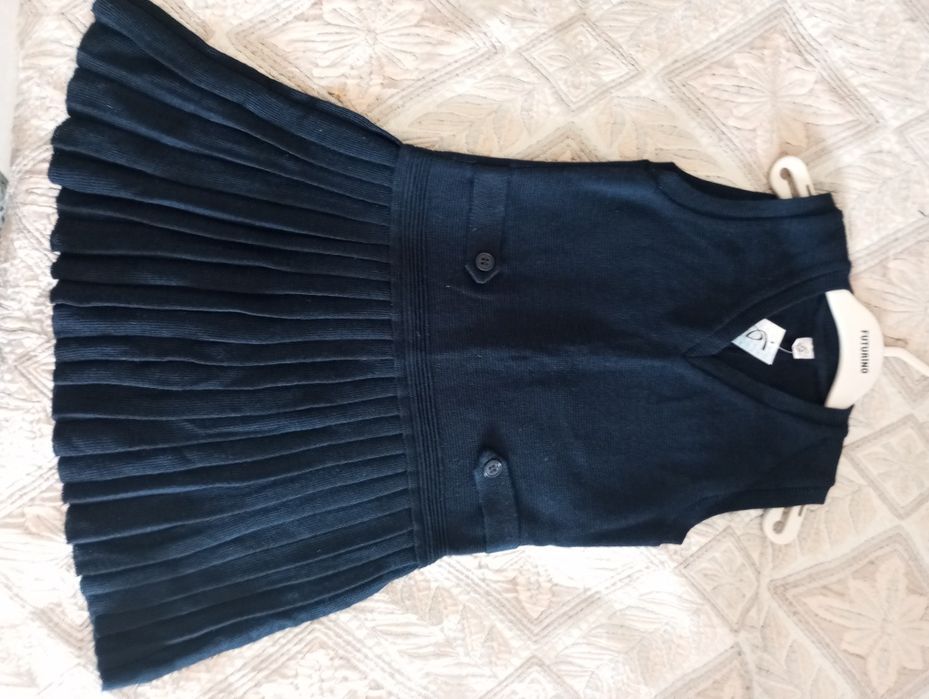 Продам сарафан школьный