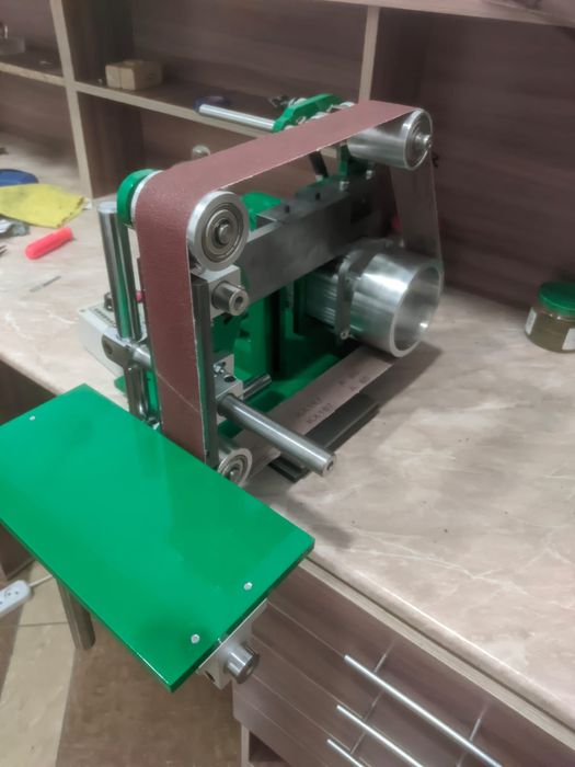 Продам гриндер на ленту 1250*50